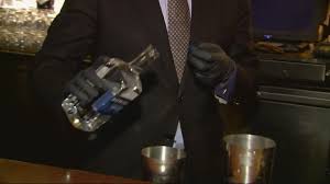 Maybe you would like to learn more about one of these? Prepare For Masks And Gloves While Dining Out As Restaurants Adapt To Life After Covid 19 Cbs San Francisco