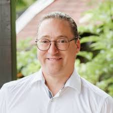 I was featured in Delivery Hero's Career Blog for internal mobility. It's  truly an honour to be recognised for the growth opportunities and career  advancement I've experienced here :)) Check out the… |