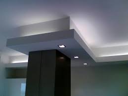 Foto Controsoffitto Con Luce Indiretta De Il Dado Soluzioni Per Interni 48612 Habitissimo Controsoffitto Colonne Da Arredamento Design Del Soffitto