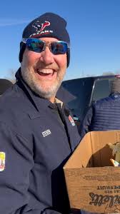 I love you, Fellowship Family! Thank you for loving Jesus and loving  people!