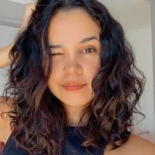 Roberta Alves (@robbie_alves)