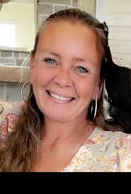 Dana Scharf's Instagram, Twitter & Facebook