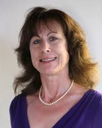 Gloria Colter's Instagram, Twitter & Facebook