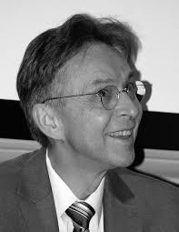 Échec des totalitarismes et précarité des démocraties