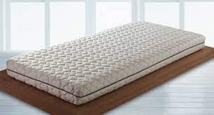 Das grundlegende material wird zudem noch durch weitere materialien unterstützt. Latexmatratze