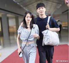 Shuang shuang, xiao shuang, shuang jie. Bzkj0hswg41vvm