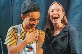 Maybe you would like to learn more about one of these? Angelina Jolie Kissed Fan As A Young Man Won The Heart Of Hollywood Actresses The Bobr Times