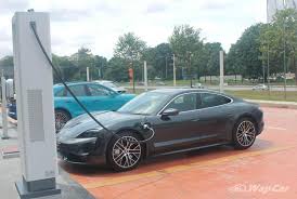 Cat kereta wahai abang tidak lama dahulu, beta telah menghantar kereta beta untuk di cat warna kelabu tuan hamba boleh membeli pelbagai cat kereta di kedai dulux weathershield berhampiran dijamin tak salah saya perlu dinyatakan di dalam geran, supaya jikalau mahu menuntut ganti rugi. Kereta Elektrik Bakal Ancam Industri Alat Ganti Dan Servis Wapcar