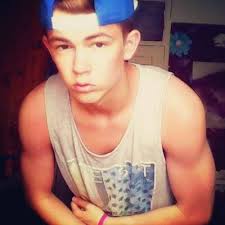 Tommy Gibson (@Tommyfab1)