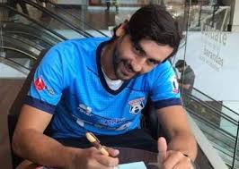 El club deportivo san marcos de arica es un club de fútbol de chile de la ciudad de arica en la provincia de arica, región de arica y parinacota. Entre Escaleras Y Lenceria San Marcos De Arica Presento Sus Primeros Fichajes En Un Mall Fotos El Morrocotudo Cl Noticias De Arica Y Parinacota