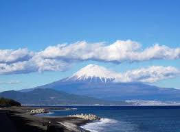 Shizuoka prefecture is located on japan's pacific ocean coast and features suruga bay formed by the izu peninsula, and lake hamana which is considered to be one of japan's largest lakes. Shizuoka Travel Guide Japan Experience Com