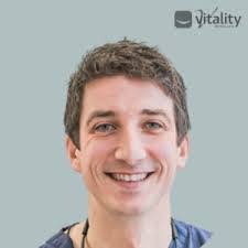 Robert Suggett's Instagram, Twitter & Facebook