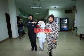 Suspek kes bunuh intan suraya juga akan didakwa merogol seorang kerani di teluk kumbar (video) masyaallah.sanggup kau buat mcm tu pada. Keputusan Rayuan Kes Bunuh Suami Di Sibu Diketahui Pada Jumaat Utusan Borneo Online