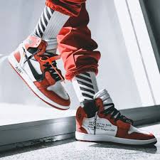 The Off White Air Jordan 1 Is Coming To Retailers In The Near Future For 350 Usd Here S An On Feet Preview Sneakers Men Fashion Sneakers Fashion Air Jordans