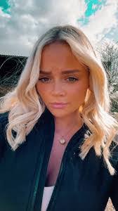 Alicia Earl's Instagram, Twitter & Facebook