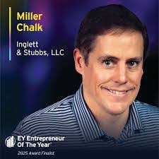 Elliot Hunt's Instagram, Twitter & Facebook