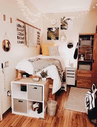 Small Bedroom Ideas Clean And Organized Small Boho Themed Bedroom Dorm Room Inspiration Dorm Room Designs Dorm Room Diy