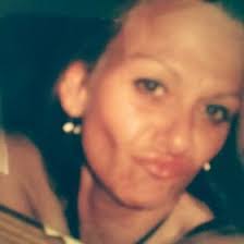 Roxanne Ruth's Instagram, Twitter & Facebook