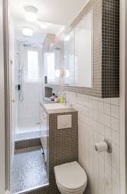 Salle De Bain Pix Dans Un Couloir De 90cm De Large Maema Architectes Salle De Bains Petit Espace Salle De Bains Etroite Amenager Petite Salle De Bain