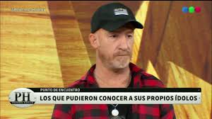 Entre ellos están quienes fueron teloneros de sus shows como le ocurrió a pappo. E92mo31dspl7um