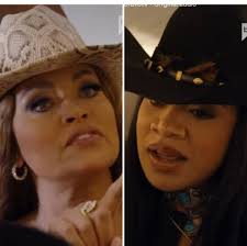 Lisa Rinna did a fantastic Elizabeth Taylor for Halloween yesterday 😍.