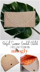 Free sewing tutorials of bags and purses from around the web. Perfect Summer Crochet Clutch Free Pattern On Moogly