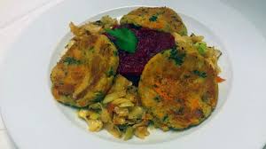 Ein Essen Fur Jeden Tag Und Trotzdem Besonders Nicht Nur Weil Es Vegan Ist Das Intensiv Rote Puree Zaubert Eine To In 2020 Essen Lebensmittel Essen Gemusegerichte