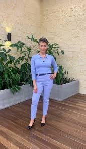 After finishing high school, silvia studied at the universidad autónoma de bucaramanga, where she majored in law. Silvia Corzo On Twitter Hoy En Nuestracasarcn Al Aire En Minutos Conectados