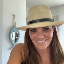 Michelle McCammon (@DominaMichelle)