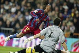 Maybe you would like to learn more about one of these? Barcelona S Ronaldinho Gets Real Madrid Ovation In Clasico For The Ages Bleacher Report Latest News Videos And Highlights