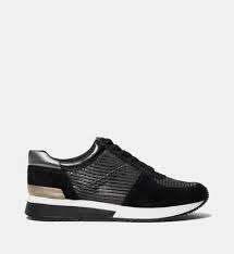 Economisez avec notre option de livraison gratuite. Chaussures De Sport Noires Un Large Choix De Chaussures Femme Galeries Lafayette