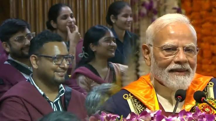 मैं बाबा बागेश्वर तो नहीं हूं, लेकिन... IIT दिल्ली के छात्रों से ऐसा क्यों बोले PM मोदी? हंसने लगे सभी लोग