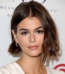 Fyi These Will Be The Biggest Beauty Trends For 2020 Celebrity Hairstyles Celebrity Hair Stylist Short Hair Styles