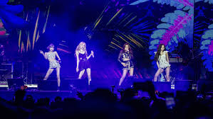 Jul 04, 2021 · from beyoncé and deepika padukone, bts to blackpink's rose and lisa, 10 celebs show how oversized blazers can be worked into every wardrobe bollywood news: Watch The New Trailer For Blackpink S Documentary The Movie Rolling Stone