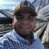 60+ perfiles de «Jonathan Urbina»