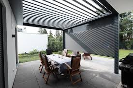 Lamellendach Renson Skye Geplant Und Ausgefuhrt Von Driesen Sonnenschutz Voerde Terrassen Dach Terrassendach Terrasse Mit Pergola