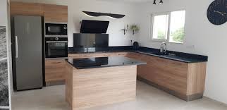 Cuisine moderne 2020 en bois. Cuisiniste Comera Cuisines A Montauban 82 Magasin De Cuisines Comera Cuisines
