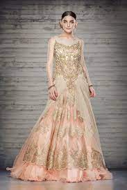 Offbeat Gowns For Indian Brides Sareez Blog Gown Dress Online Bridal Gowns Online Indian Wedding Gowns