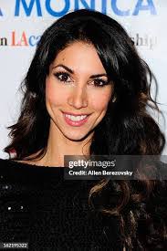 Leilani Roberts's Instagram, Twitter & Facebook