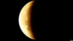 Beragam mitos tentang gerhana di berbagai tempat di seluruh dunia sangat menarik untuk disimak sebagai pelestarian kekayaan khasanah budaya manusia pada masa lalu. Tahun 2019 Ada Dua Gerhana Bulan Tiga Gerhana Matahari