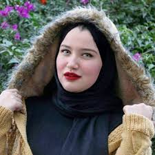 هذا وتغيبت حنين حسام عن حضور جلسة الحكم على الرغم من قرار محكمة الجنايات بضبطها وإحضارها، فيما أودعت مودة الأدهم قفص المحكمة مرتدية ملابس الحبس الاحتياطي البيضاء، وسط حراسة أمنية مشددة. Ø­Ù†ÙŠÙ† Haneen Hossam Haneen Hossam Twitter