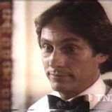 Les relations entre Val,Gary et la famille Ewing.