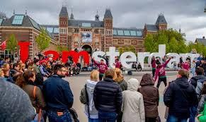 Check spelling or type a new query. Van Der Laan Staat Onaangekondigde Antifa Demonstratie Amsterdam Toe Ew