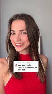 Sophie Leavitt's Instagram, Twitter & Facebook