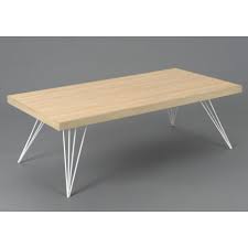 La table basse blanc et bois sera également parfaite pour un intérieur moderne et. Table Basse Scandinave Playroom Pieds Metal Blanc Et Plateau Brut A