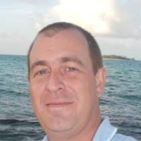 90+ perfiles de «Christopher Lander»