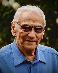 Linda Whitney's Instagram, Twitter & Facebook