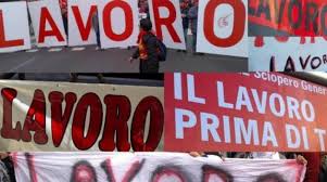 Buon primo maggio a chi difende il posto di lavoro, a chi lo cerca, a chi lo ha perso, a chi da precario esige diritti: Buon Primo Maggio Dalla Sinistra