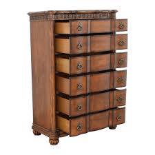 Maybe you would like to learn more about one of these? 59 Off Pulaski Furniture Pulaski Six Drawer Grand Ornate Dresser Storage