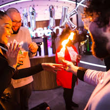Magicians London - Hire a professional magician BookEntertainment